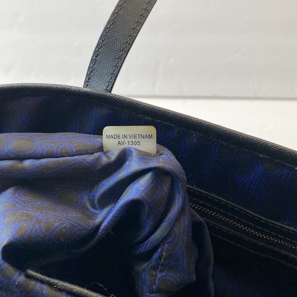 Michael Kors Navy and Black Polka Dot Tote - Picture 6 of 7